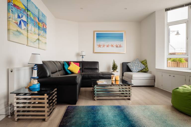 Nice rental apartment with patio | Next to the beach | Suitable for remote work | Pets allowed — photo 4