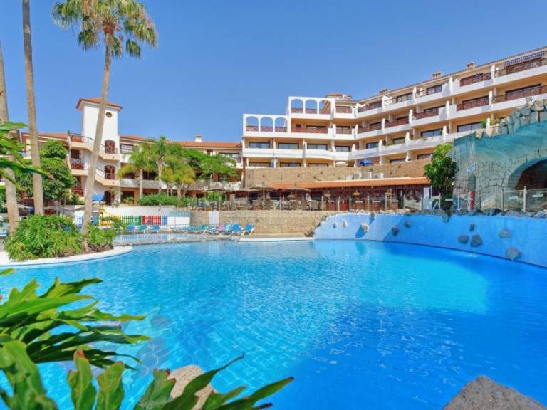 Apartamento amueblado Amarilla Golf