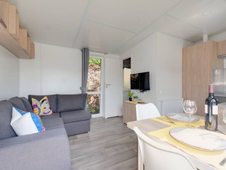 Vacation home with terrace — photo 3