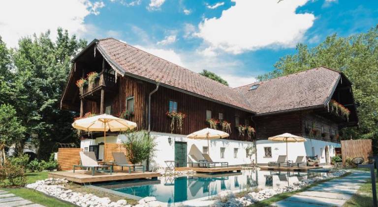 Der Schlosswirt zu Anif - Biedermeierhotel und Restaurant — photo 3