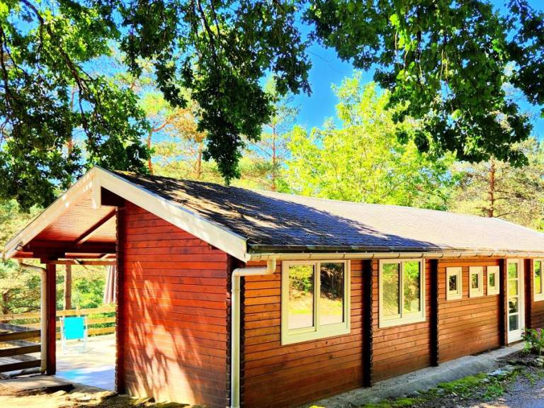 Family-oriented beautiful chalet with terrace & heated pool | Pet-friendly — photo 4