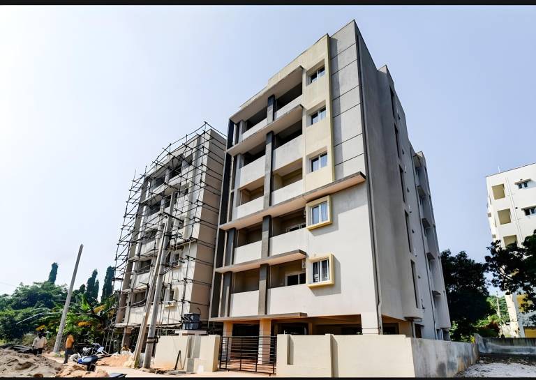 Holiday apartment with patio | Pets allowed in Visakhapatnam