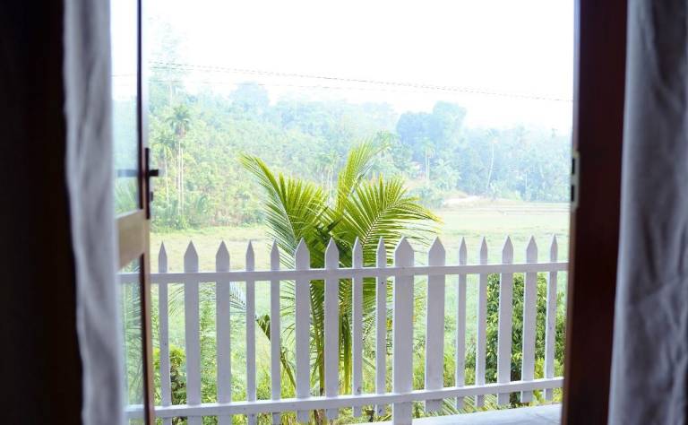 Apartment with yard | Pets are welcome in Hikkaduwa
