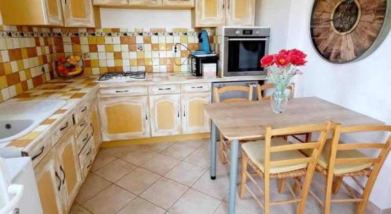 House with pool | Beach nearby | Suitable for remote work | Pets are welcome — photo 4