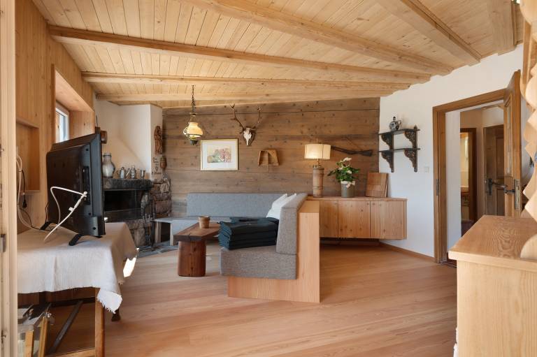 Fully equipped chalet with garden, fast internet & patio | Garden view | Next to the ski | Pets are welcome — photo 4