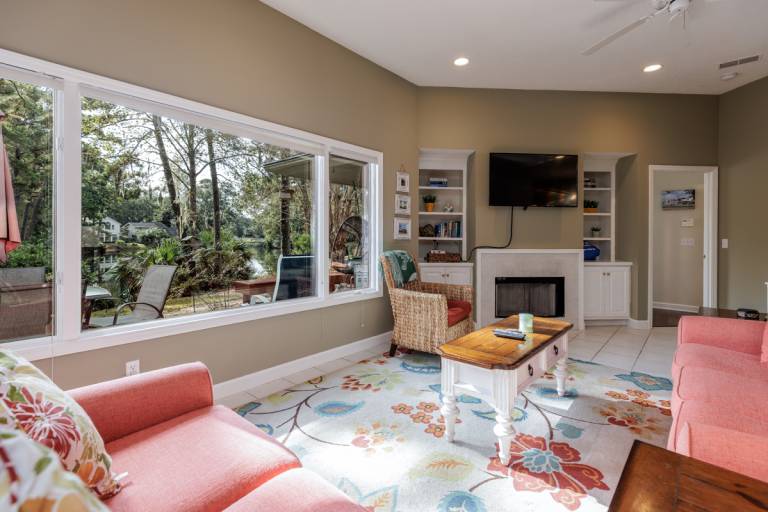 5 Cannon Row: Pet Friendly, close to the beach. Free Bikes, Beach Chairs — photo 3