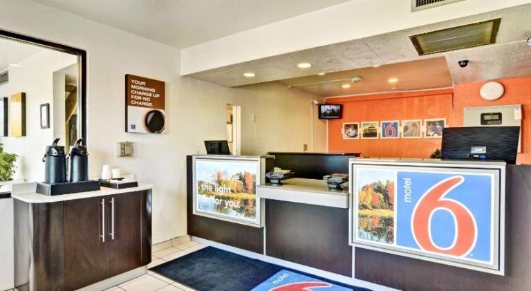Motel 6 Pittsburgh, PA - Crafton — photo 5