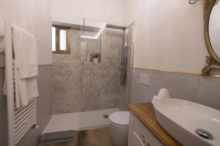 Family-oriented apartment | Next to Uffizi | Garden view | Pet-friendly — photo 2