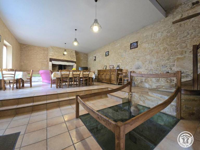 Gite with grill, terrace & garden | Dogs allowed — photo 3