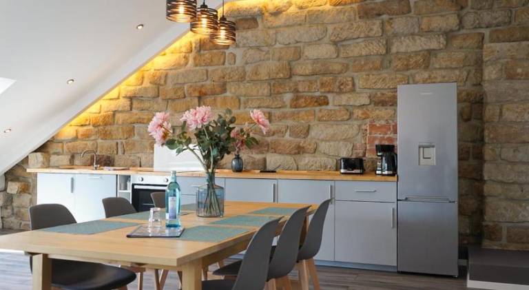 Serviced apartment with yard & terrace | Near Zwinger — photo 3