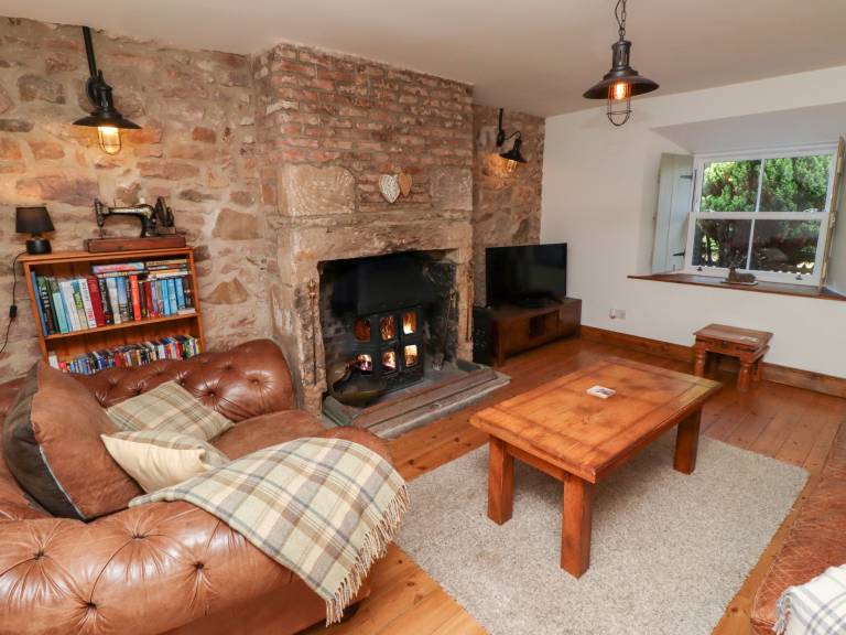 Cottage with terrace & garden — photo 4