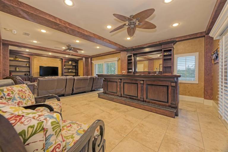 Angler & Ale Waterfront Pool Home, Hot Tub & 60' Dock! — photo 3