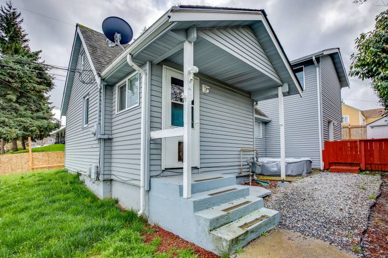 House Tacoma