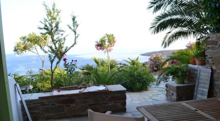 Family-oriented house with patio & garden | Close to the beach | Good for workation | Dogs allowed — photo 3
