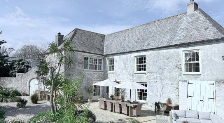 Villa | Pets allowed in Falmouth