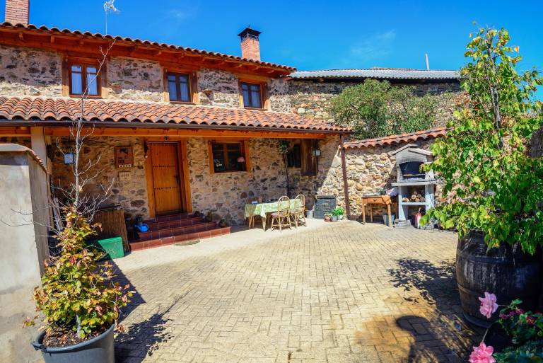 Casa  Benllera