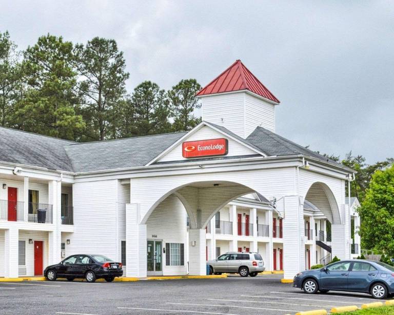 Econo Lodge Ruther Glen in Ruther Glen, VA