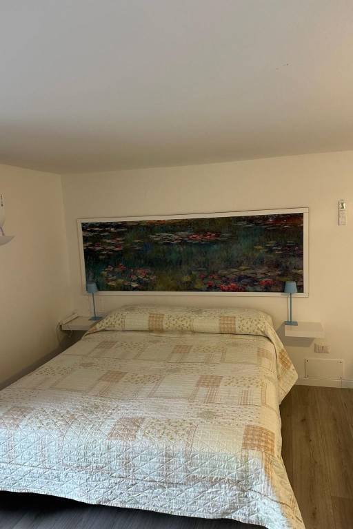 Rental apartment with yard — photo 2