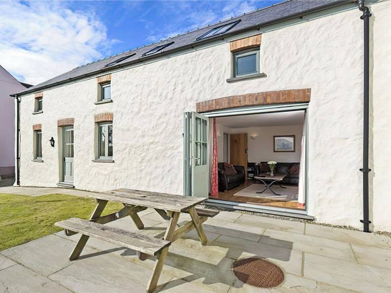 Cottage  Fishguard