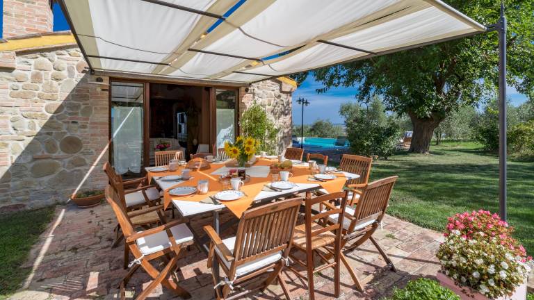 Children-friendly beautiful villa with private pool, BBQ & garden | Garden view | Pets are welcome — photo 2
