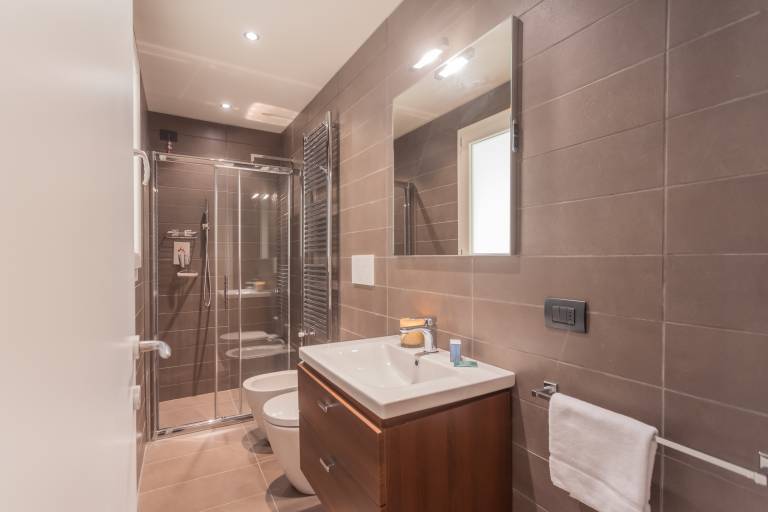 Children-friendly pleasant apartment with patio | Lake view | Dogs allowed — photo 4