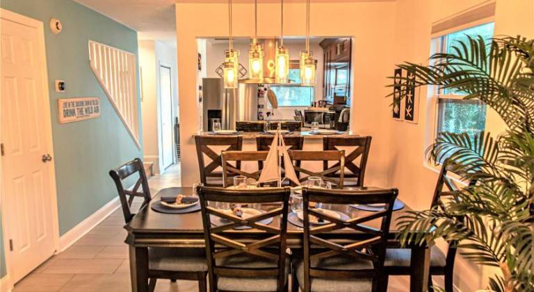 Seventh Seas half mile to the beach pet friendly Near to the Mayo Clinic - UNF - TPC Sawgrass - Conv — photo 3