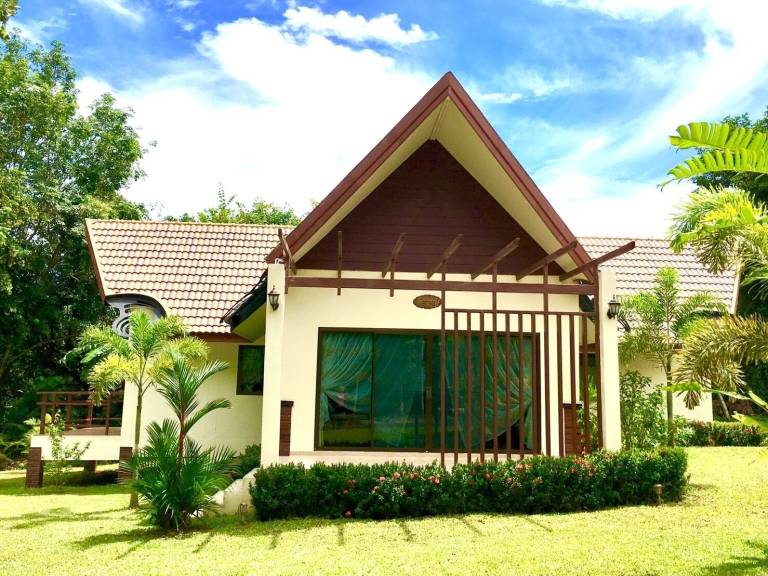 Villa  Nong Thale