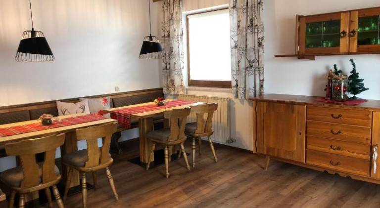 Holiday apartment with garden — photo 4