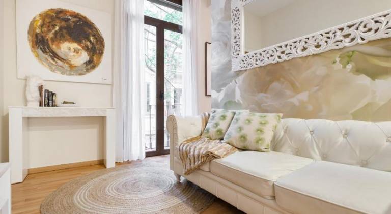 Rental apartment with terrace | Close to Sagrada Família — photo 2