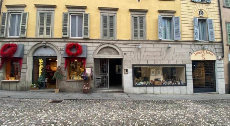 Rental apartment | Near Fontana del Delfino | Dogs allowed — photo 3