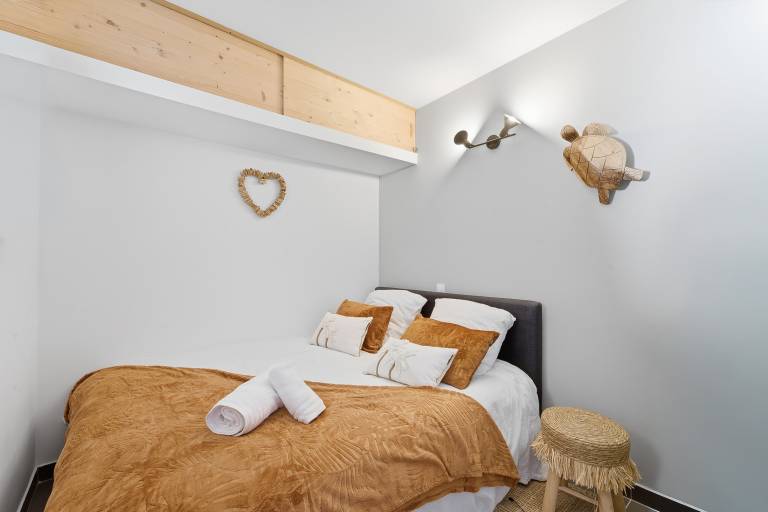 Child-friendly apartment with terrace & heated pool | Sea view | Close to the beach | Dogs allowed — photo 3