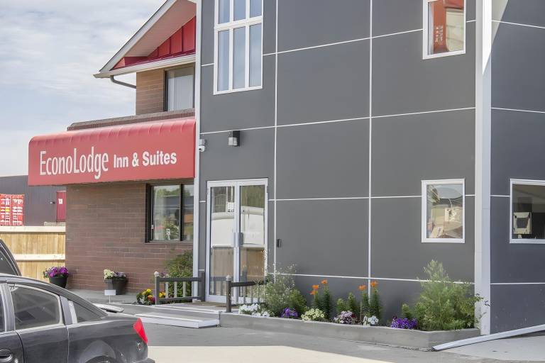 Economy Inn Edmonton — photo 4