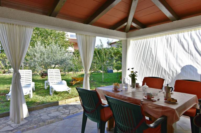 Garden apartment in Umag in Umag