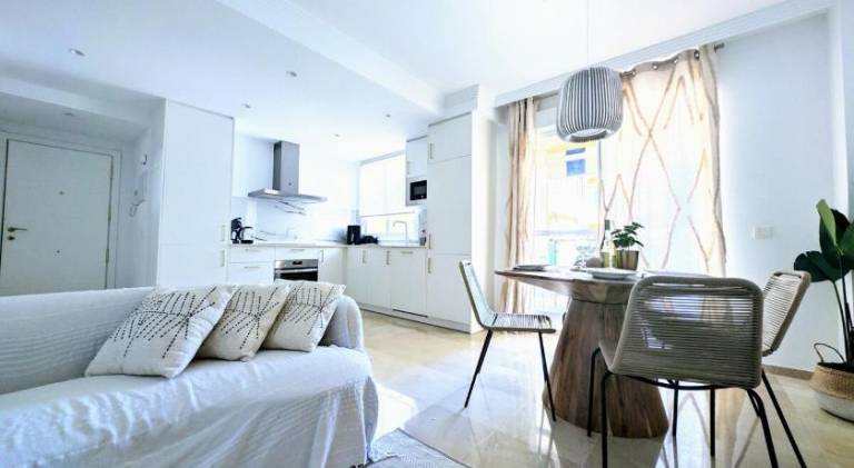 Holiday apartment with 2 rooms for 5 persons — photo 2