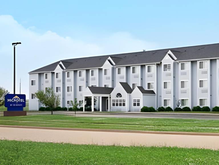 Microtel Inn by Wyndham Champaign in Champaign, IL