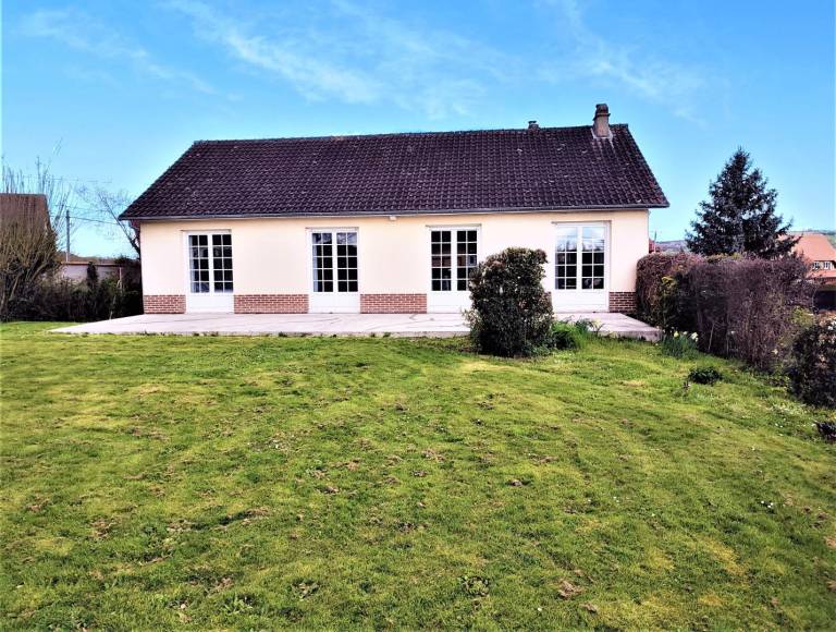 Gite with garden, barbecue & terrace in Dieppe