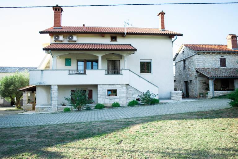 Apartman  Zeci
