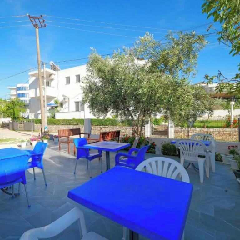 Aparthotel Ksamil