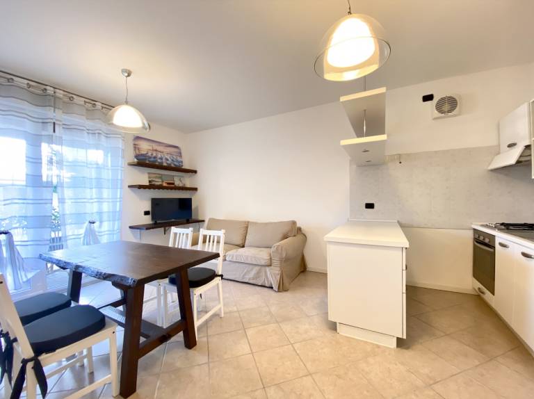 Holiday apartment with yard — photo 3