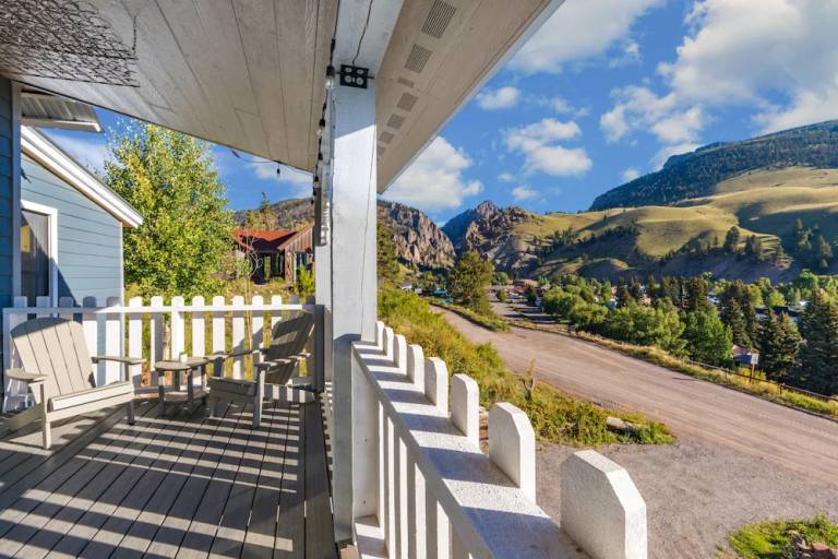 House  Creede