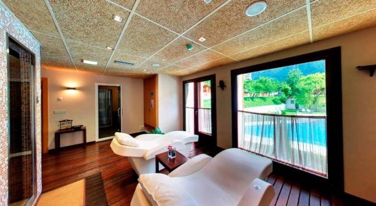 Silken Ordesa Hotel — photo 2