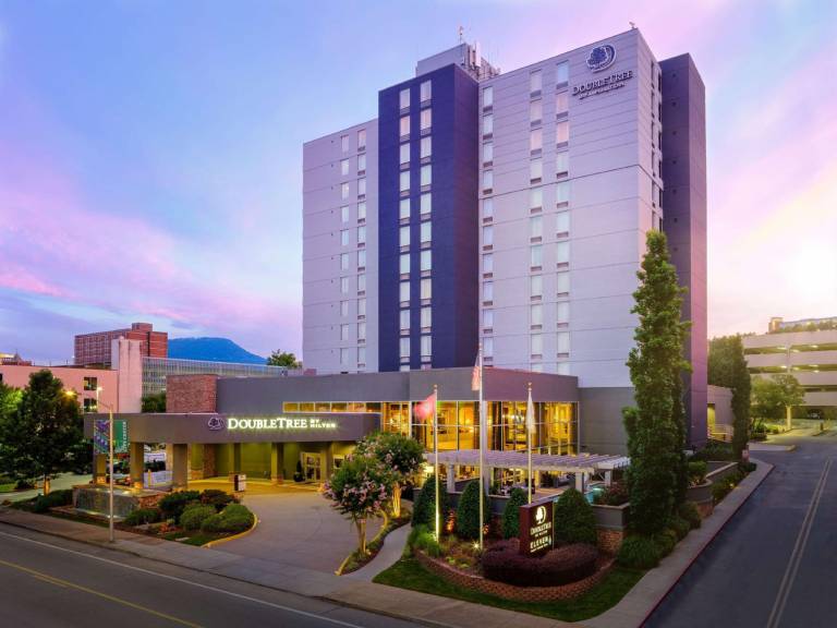 DoubleTree by Hilton Chattanooga Downtown in Chattanooga, TN