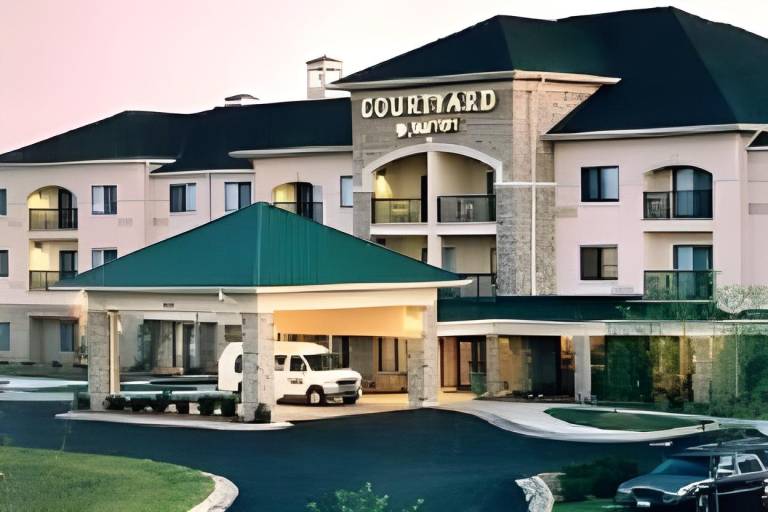Courtyard by Marriott Springfield Airport