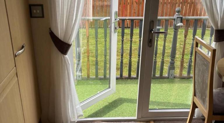 The Beach Hideaway Pet Friendly 2 Bedroom Static Caravan Clarach Bay — photo 4