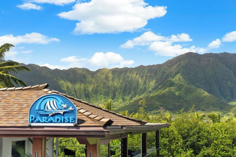Resort Waikane