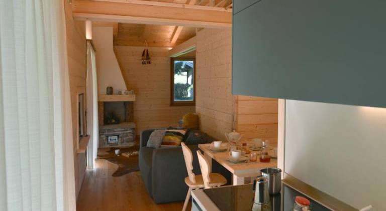 Chalet with 2 rooms for 4 persons — photo 4