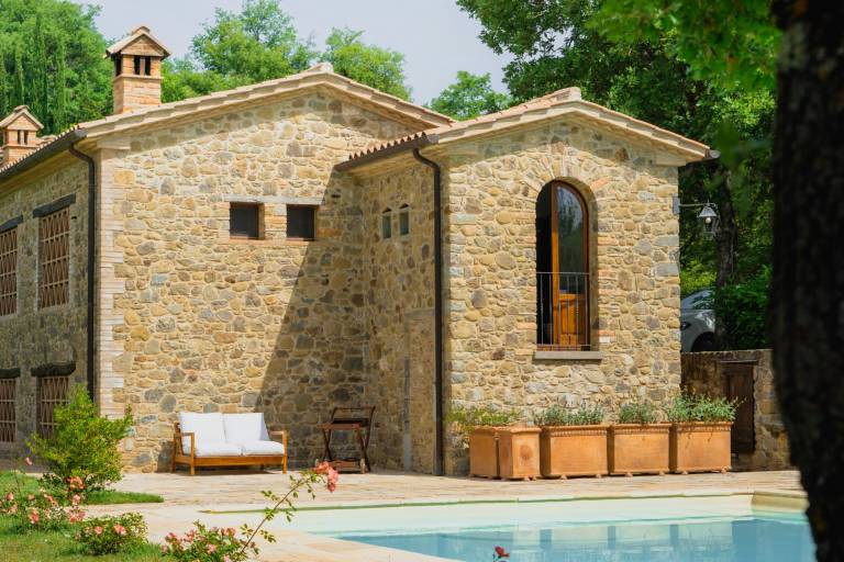 Historic villa with pool in Umbrian hills — photo 2