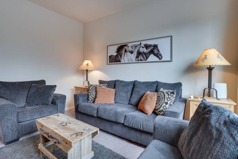Charming Redmond Townhome w/ Resort Amenities — photo 4