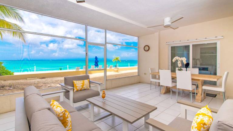 Laguna del Mar 1 4BR Oceanfront Condo on 7 Mile Beach