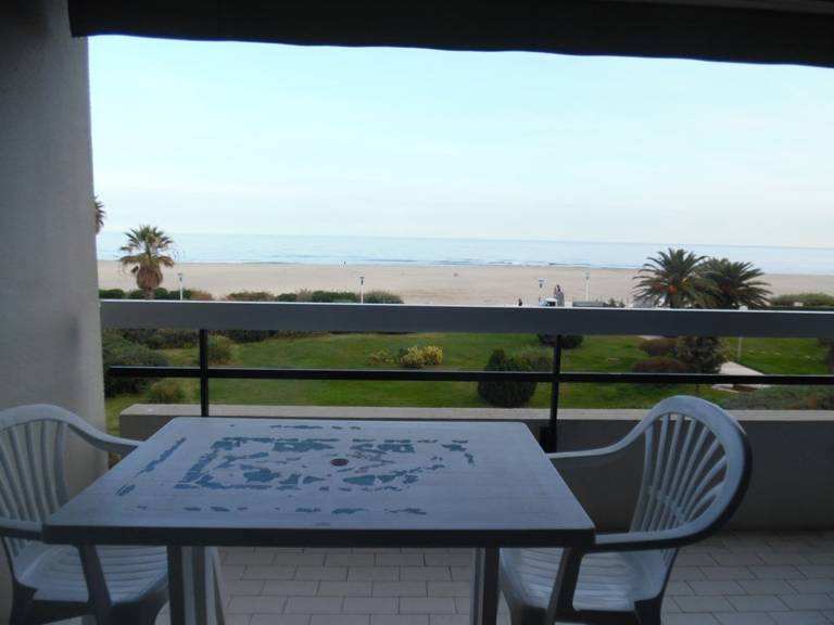 Sea View Studio Cabin with Parking, Canet South — photo 4